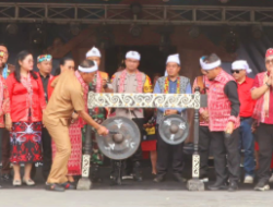 Pekan Gawai Dayak Sekadau XIV Resmi Dimulai, Wagub: Menuju Dayak Maju dan Bermartabat