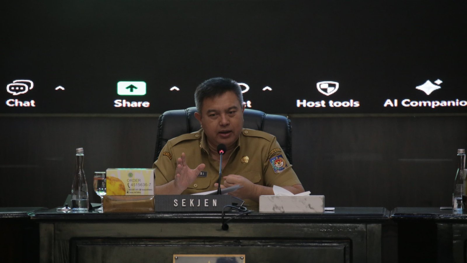 Sekjen Kemendagri, Tomsi Tohir, memimpin Rapat Koordinasi Pengendalian Inflasi yang digelar secara hybrid di Kantor Pusat Kemendagri, Jakarta. (Dok. Ist)