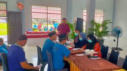 Warga Binaan Rutan Sambas saat melangsungkan test HIV, Kamis (3/7/2025). (dok.ist)