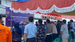 Kantor Kesyahbandaran dan Otoritas Pelabuhan (KSOP) Sintete bekerja sama dengan Dinas Perhubungan Kabupaten Sambas, Polsek Semparuk dan Kesatuan Penjaga Laut dan Pantai (KPLP) KN Sarotama - P. 112 di Pelabuhan Sintete, gelar sosialisasi keselamatan pelayaran, Kamis (3/7/2025). (dok.faktakalbar).