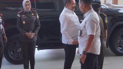 Jaksa Agung ST Burhanuddin kunjungi Kejati Kalbar. Apresiasi kinerja, ingatkan integritas, dan dorong pemberantasan korupsi di seluruh jajaran Kejaksaan.