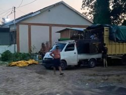 Diduga Terdapat Aktivitas Perdagangan Ilegal Bawang dan Daging Beku di Belakang Rumah Dinas Ketua DPRD Pontianak