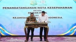 Penandatanganan MoU antara Kejaksaan RI dan Dewan Pers, Selasa (15/7), sebagai komitmen bersama mendukung penegakan hukum dan kebebasan pers di Indonesia. (Dok. Kejaksaan Agung)