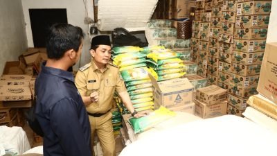 Wakil Wali Kota Pontianak Bahasan memimpin Satgas Pangan Kota Pontianak menggelar sidak di sejumlah distributor. Foto: HO/Faktakalbar.id