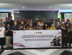 Kejati Kalbar Gelar Penyuluhan Hukum bagi Nelayan di Singkawang