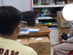 Seorang Wanita Diamankan Usai Ketahuan Mencuri di CV Risha Sasha Pemangkat