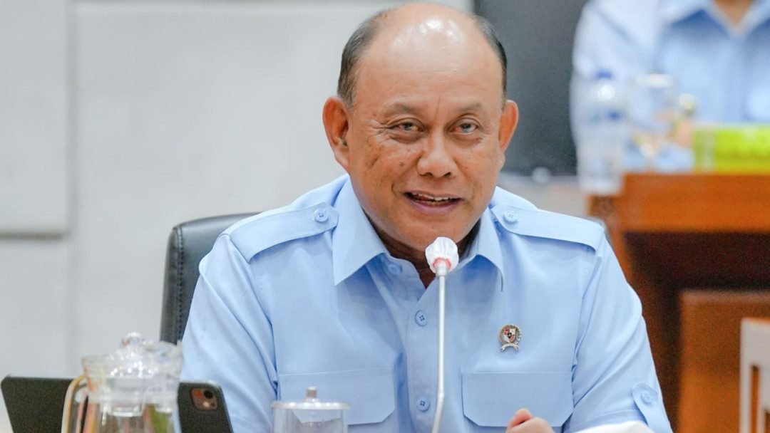 Kepala BGN Dadan Hindayana menyebut 30 ribu Sarjana Penggerak Pembangunan Indonesia (SPPI) yang lulus pelatihan di Unhan akan disebar ke daerah buat sukseskan program MBG. (Dok. Ist)