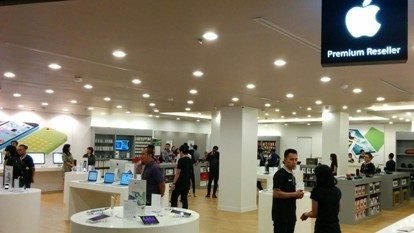 Gerai iBox di Mal Kelapa Gading.