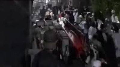 Tangkapan layar video amatir yang menunjukan bentrokan FPI dengan PWI-LS di Pemalang, Jawa Tengah. (Dok. Ist)