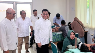Suasana khitanan massal Bank Kalbar yang diikuti ratusan anak di Balai Diklat Dana Pensiun, Pontianak. (Dok. Ist)