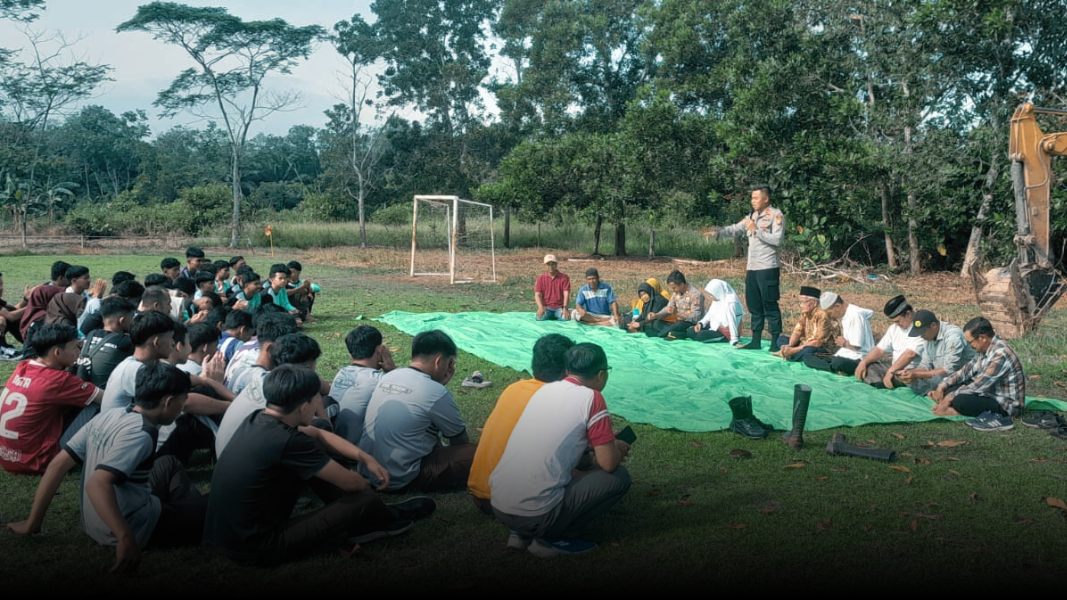 Pemaparan Program Swasembada Jagung di SMKN 1 Teluk Keramat, Desa Sekura oleh Wakapolres Sambas Kompol Hoerruddin, Jumat (18/7/2025). (Dok. Polres Sambas)