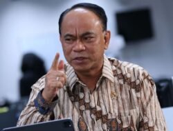 PSI atau Gerindra? Ini Jawaban Tegas Menteri Budi Arie