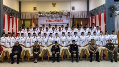 Pengukuhan Anggota Paskibraka Kabupaten Sintang. (Dok. Ist)