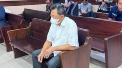 Terdakwa kasus dugaan korupsi pengelolaan tata niaga komoditas timah di wilayah Izin Usaha Pertambangan (IUP) PT Timah Hendry Lie.