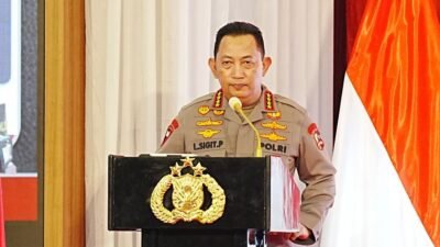 Kapolri Jenderal Listyo Sigit Prabowo secara resmi mengumumkan rotasi besar-besaran di jajaran Perwira Tinggi Polri, termasuk penunjukan Komjen Dedi Prasetyo sebagai Wakapolri baru.