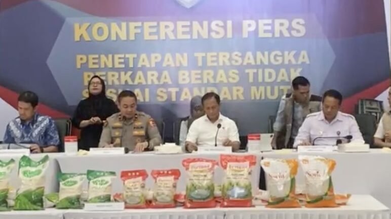 Konferensi Pers Dittipideksus Bareskrim Polri terkait Update Perkembangan Pengungkapan Kasus Beras yang Tidak Sesuai Standar Mutu
