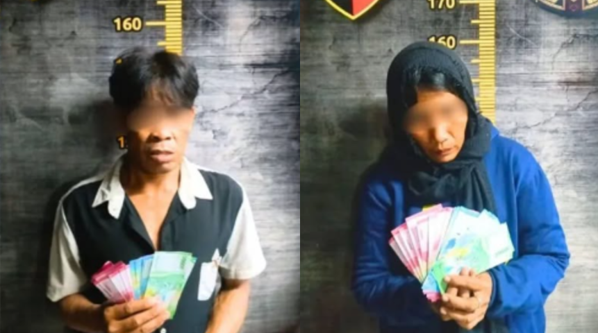 Tersangka SH (kiri) dan NL (kanan) dihadirkan di Mapolres Kubu Raya beserta barang bukti jutaan rupiah dalam bentuk uang mainan yang digunakan untuk menipu.