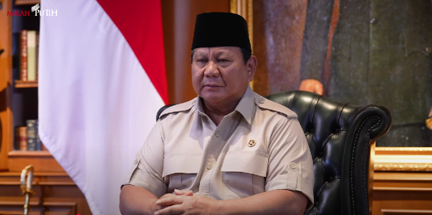 Presiden Prabowo Subianto meminta maaf atas tragedi pengemudi ojek online yang dilindas mobil rantai kendaraan taktis Brimob, (29/8/2025). (Dok. Youtube/Sekretariat Presiden)