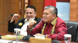 Yusran Anizam saat memberikan sambutan usai terpilih kembali sebagai Ketua Umum FORKI Kubu Raya. (Dok. amb/faktakalbar.id)