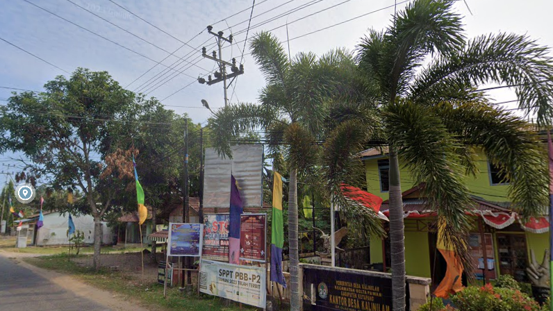 Kantor Desa Kalinilam, lokasi proyek LPJU yang tengah diselidiki Kejaksaan. (Dok. Faktakalbar.id)