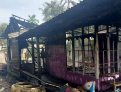 Rumah Warga di Semparuk Sambas Hangus Terbakar, Diduga Korsleting Listrik