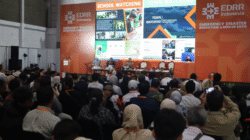 Deputi BNPB, Prasinta Dewi, menekankan pentingnya kolaborasi pentaheliks dan program Desa Tangguh Bencana sebagai kunci kesiapsiagaan menghadapi bencana di Indonesia.
