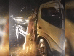 Kecelakaan Truk di Sanggau Sebabkan Tumpahan CPO, Jalan Licin dan Berbahaya