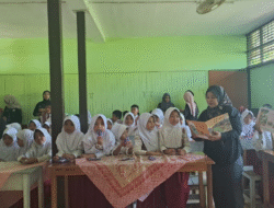 Membaca Nyaring di SDN 20 Ketapang Dorong Peserta Didik Kritis Jaga Lingkungan