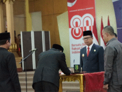 Bupati Satono Lantik Pejabat Baru, Dorong Birokrasi Sambas Profesional