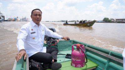 Wagub Krisantus Luncurkan Konverter BBM ke BBG Pertama untuk Nelayan, Petani, dan UMKM di Kalbar