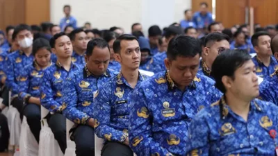 Sejumlah Aparatur Sipil Negara (ASN) mengikuti rapat. (Dok. bssn.go.id)