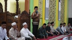 Wakil Wali Kota Pontianak Bahasan membuka kegiatan Sosialisasi Percepatan Sertifikasi Tanah Wakaf Rumah Ibadah.