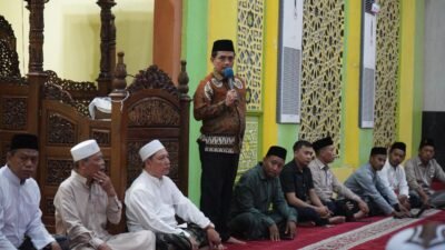 Wakil Wali Kota Pontianak Bahasan membuka kegiatan Sosialisasi Percepatan Sertifikasi Tanah Wakaf Rumah Ibadah.