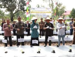 Perkuat Ketahanan Pangan, TPID Kuponwah Gelar Gerakan Tanam Cabai Serentak