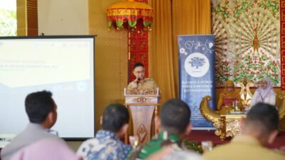 Wali Kota Pontianak Edi Rusdi Kamtono membuka pelatihan penggerak kawasan Yuka Gerakan Pembaharu.