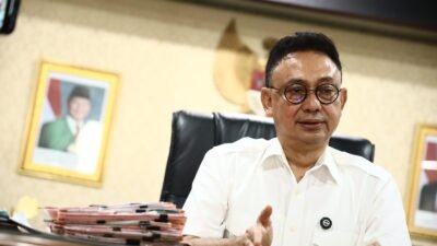 Wali Kota Pontianak, Edi Rusdi Kamtono, menjelaskan pentingnya pemilahan sampah dari sumbernya untuk mewujudkan kota yang bersih dan berkelanjutan.