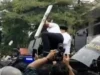 Bupati Pati Sudewo Dilempari Botol Saat Temui Massa, Permintaan Maaf Tak Meredakan Situasi
