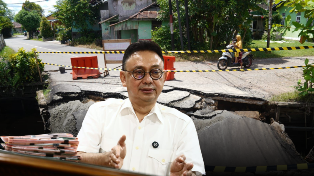 Wali Kota Pontianak Edi Rusdi Kamtono memberikan keterangan terkait perbaikan Jembatan Dharma Putra. (Dok. HO/Faktakalbar.id)