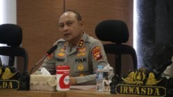 Kapolda Kalimantan Barat Irjen Pol. Pipit Rismanto, saat memimpin Anev Gelar Operasional Triwulan II Tahun 2025 dan Anev Ketahanan Pangan di Graha Khatulistiwa Polda Kalbar.