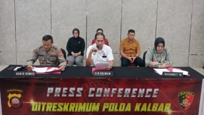 Direktur Reskrimum Polda Kalbar, Kombes Pol Raswin Bachtiar Sirait, memimpin konferensi pers pengungkapan kasus kekerasan seksual terhadap anak di bawah umur yang terjadi di Kota Pontianak pada Selasa (12/8/2025).