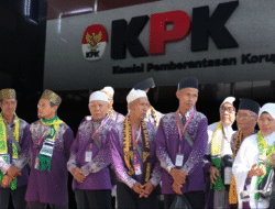 KPK Minta Jemaah Haji 2024 Lapor Layanan Buruk, Kuasa Hukum Yaqut Kritik