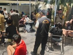 Langgar Jam Malam, Puluhan Anak di Pontianak Diminta Pulang Paksa oleh Tim Gabungan