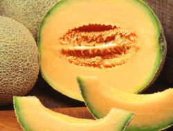 Bebas Khawatir! Ini Daftar Buah Aman yang Bikin Asam Lambung Kalem