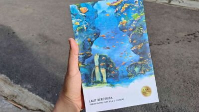 "Lebih dari sekadar hiburan, membaca fiksi punya manfaat tersembunyi. Simak 4 manfaat membaca fiksi yang jarang disadari, dari mengasah empati hingga mengurangi stres."