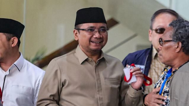 Mantan Menteri Agama, Yaqut Cholil Qoumas, tiba di Gedung Merah Putih KPK, Jakarta, untuk menjalani pemeriksaan sebagai saksi pada Senin (1/9/2025).