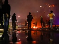 Media Rusia Soroti Demo Ricuh di Indonesia, Duga Ada Campur Tangan Asing dan George Soros