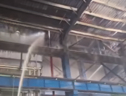 PLTU Sungai Batu Sanggau Dilalap Api, Penyebab Masih Diselidiki