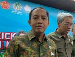 Menteri Raja Juli Akui Penyelesaian Konflik Agraria di Cilacap Terhambat Perhutani