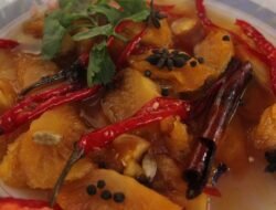 Menjelajahi Kelezatan Kuliner Kalimantan Barat: Makanan Khas dari 12 Kabupaten dan 2 Kota