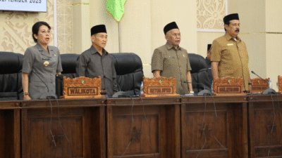 Wali Kota Singkawang Sampaikan Nota Pengantar Tiga Raperda Prioritas